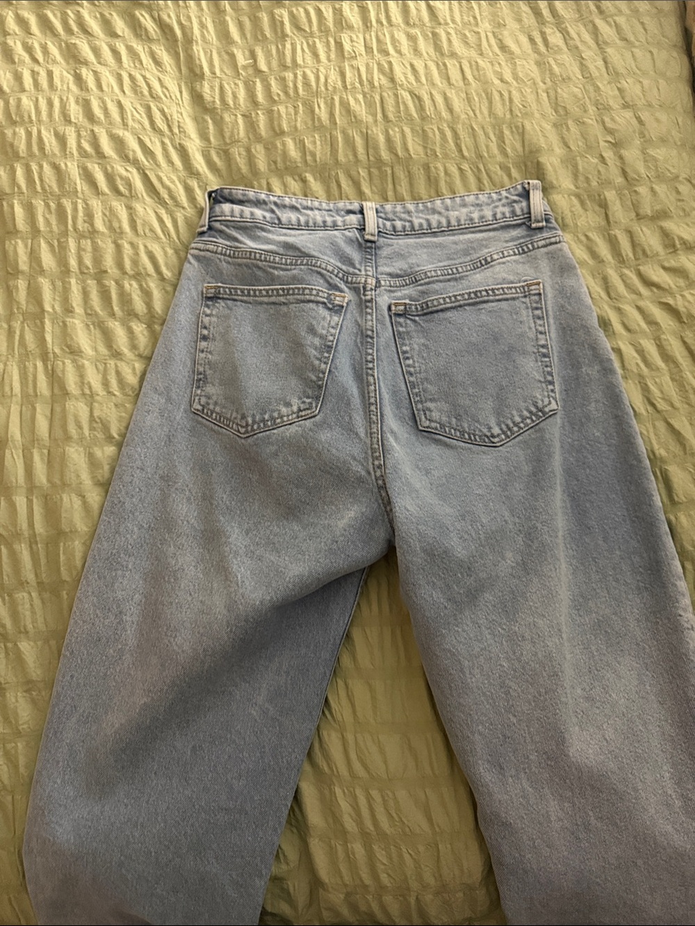 H&M Light Blue High-Rise Straight Leg Jeans - Women - Picture 3 of 3